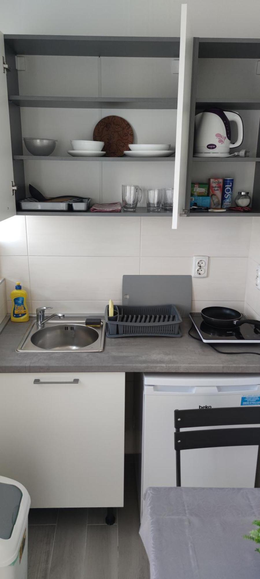 Cinema House Single & Double Rooms & Studio Apartments بولا المظهر الخارجي الصورة
